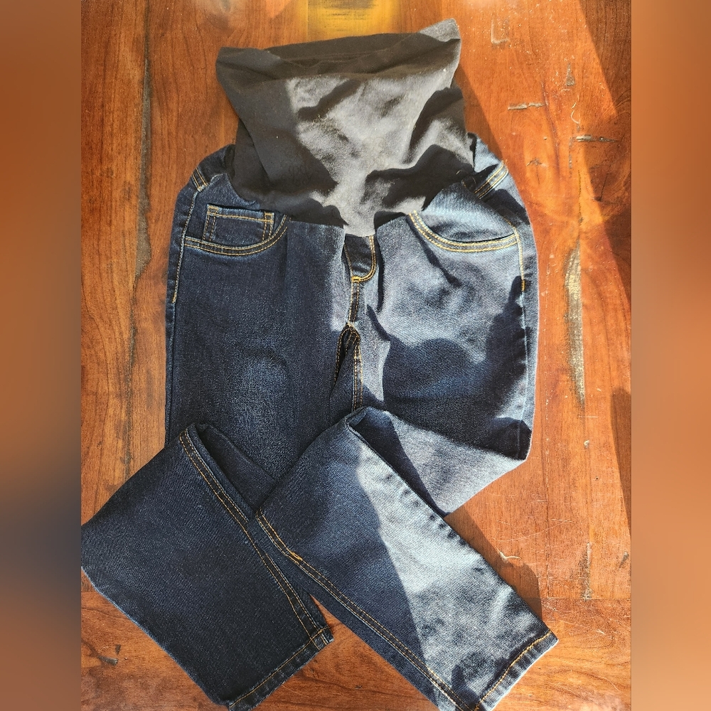 XS Dark Wash Jeans